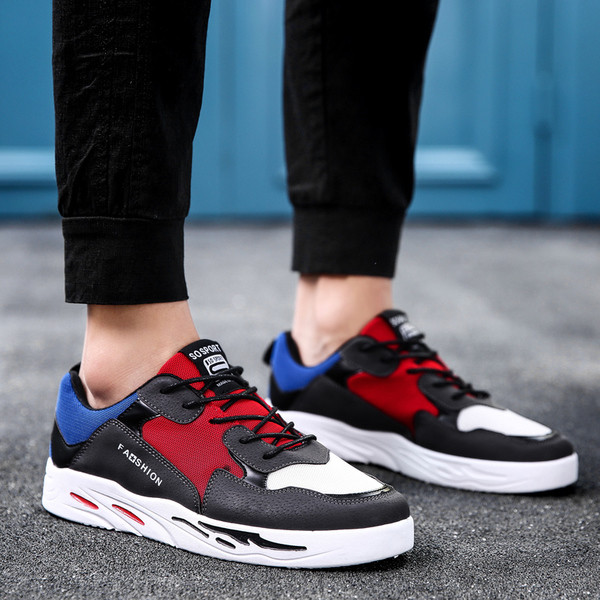 Adidași moderni pentru bărbați în trei culori