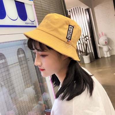 Καλοκαιρινό καπέλο σε δύο μοντέλα κατάλληλα για άνδρες και γυναίκες