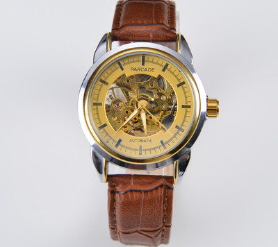 Ceas de barbat modern in mai multe culori cu curea din piele ecologica