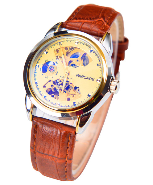 Ceas de barbat modern in mai multe culori cu curea din piele ecologica