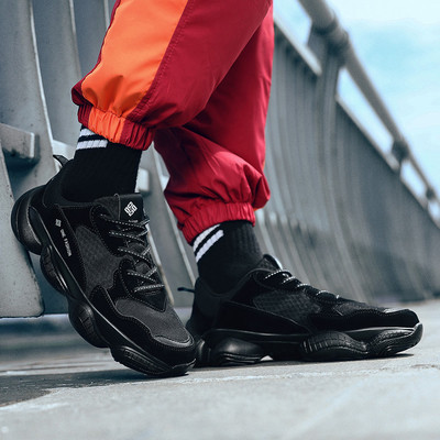 Tenisi de vară și toamnă pentru bărbați în mai multe modele exclusive și diferite combinații de nuanțe proaspete