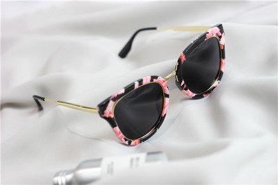 Καθημερινά γυαλιά ηλίου σε δύο χρώματα