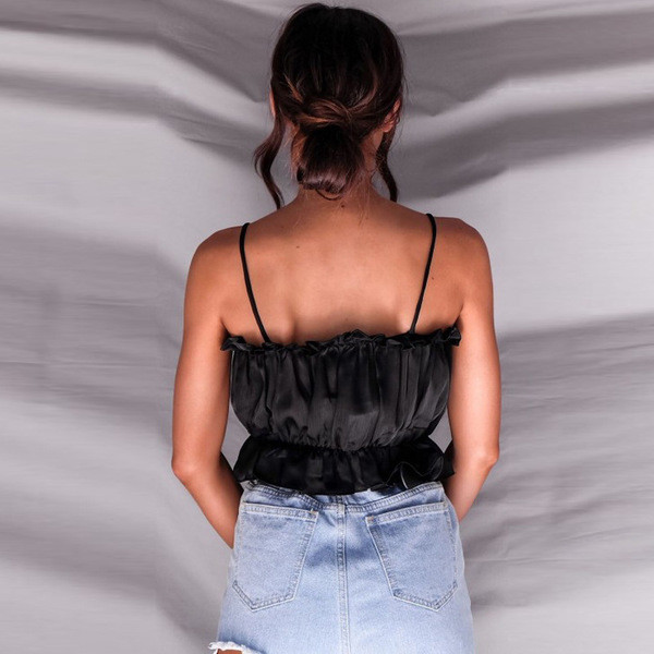 Top de damă cu bretele subțiri în trei culori potrivite pentru utilizarea de zi cu zi