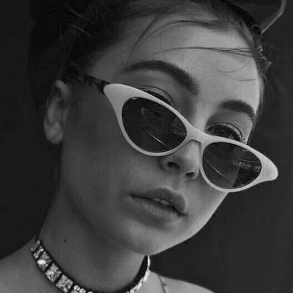 Ρετρό γυναικεία γυαλιά ηλίου σε διάφορα χρώματα