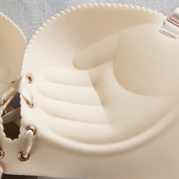 Комплект дамско бельо от два броя безшевни сутиени - различни цветове