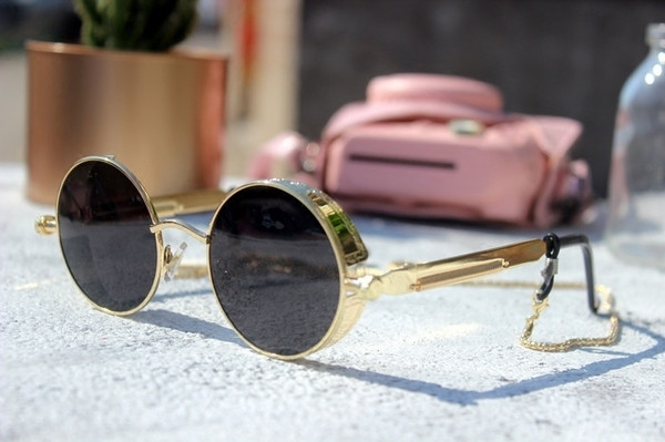 Ochelari de soare rotunzi cu lant potriviti pentru barbati si femei