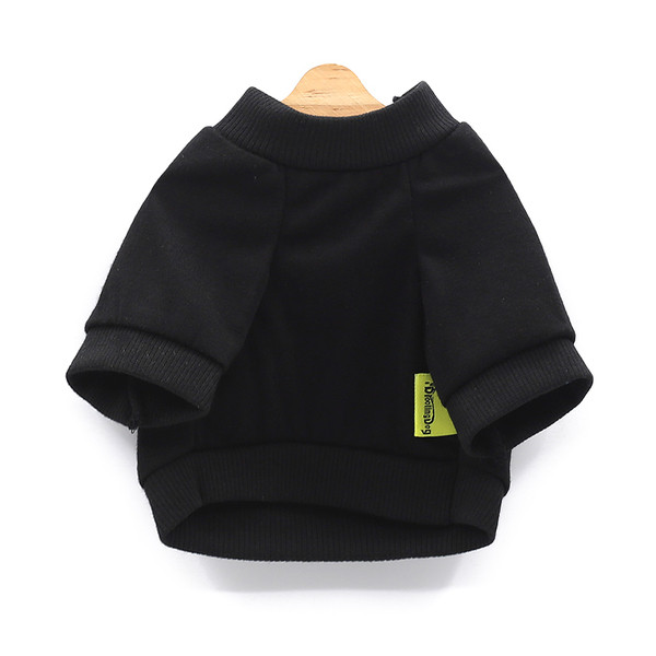 Bluză pentru un câine de culoare neagră cu inscripție