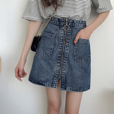 Μοντέρνα φούστα denim με ψηλό φερμουάρ στη μέση