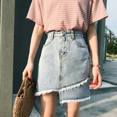 Fusta denim asimetrica de culoare deschisa