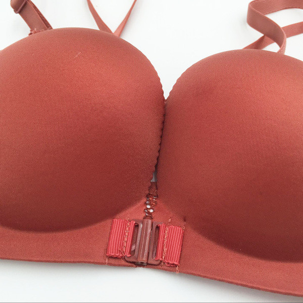 Σέξυ γυναικεία σουτιέν με μπροστινή στερέωση σε τρία χρώματα