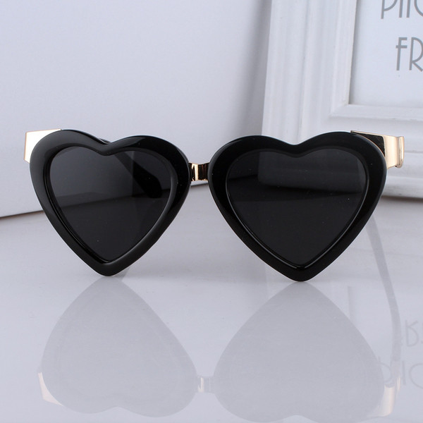 Κυρίες γυαλιά ηλίου σε τρία χρώματα - Καρδιά