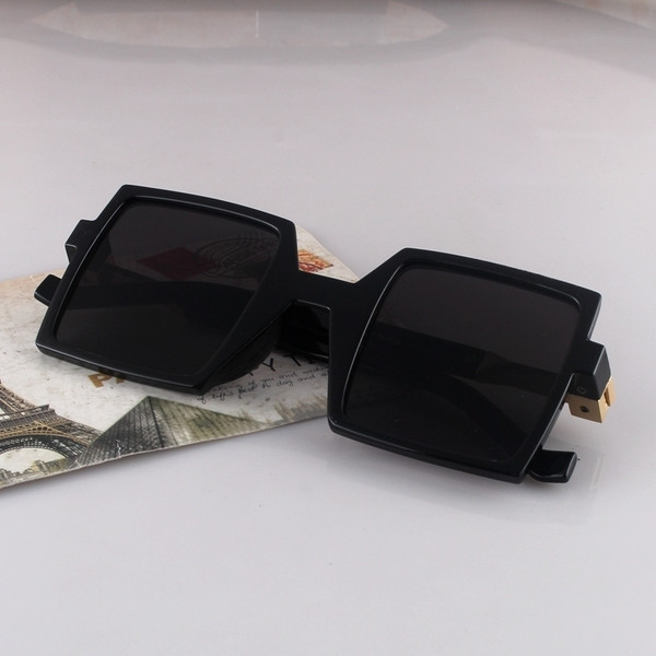 Női napszemüveg négyzet alakú - hat színben