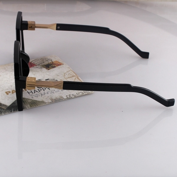 Női napszemüveg négyzet alakú - hat színben