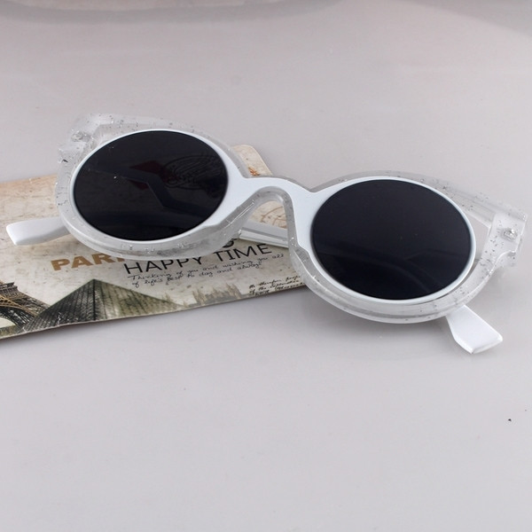 Ochelari de soare moderni de dama in mai multe culori