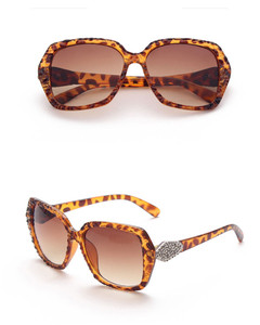 Ochelari de soare de dama cu pietre decorative in mai multe culori