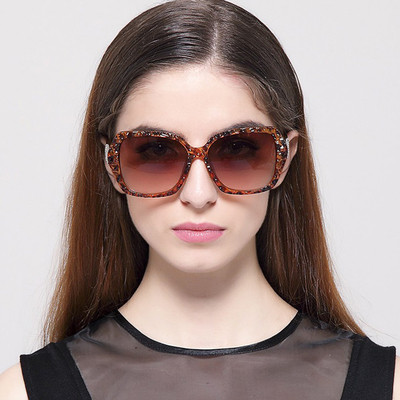 Дамски слънчеви очила с декоративни камъни в няколко цвята