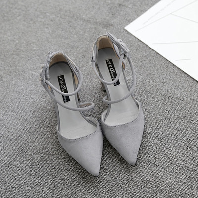 Велурени дамски сандали заострен модел  с връзки в няколко цвята 