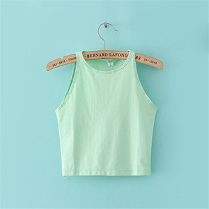 Γυναικεία καθαρή κορυφή σε διάφορα χρώματα με κολάρο σε σχήμα O