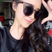 Γυαλιά ηλίου σε διάφορα χρώματα με μεταλλικό σκελετό