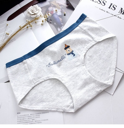 Άνετο βαμβακερό εσώρουχο με εφαρμογή