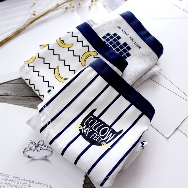 Άνετο βαμβακερό εσώρουχο με εφαρμογή