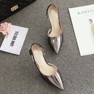 Модерни дамски  полуотворени  остри обувки в няколко цвята 