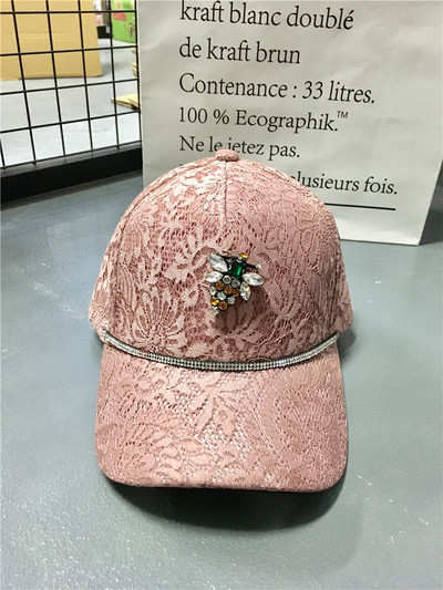 Κυρίες καπέλο με δαντέλα και διακοσμητικές πέτρες σε τρία χρώματα