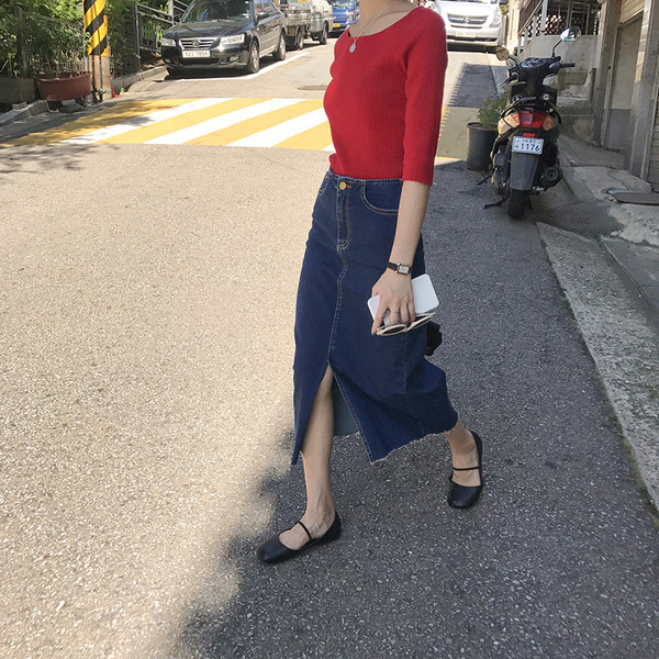 Fusta lungă de blugi de damă modernă de culoare albastru închis