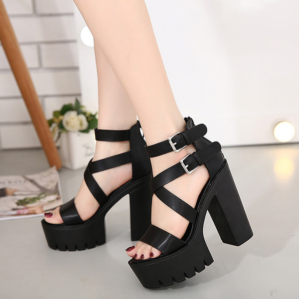 Sandale de dama moderne din piele ecologica cu talpa aspra