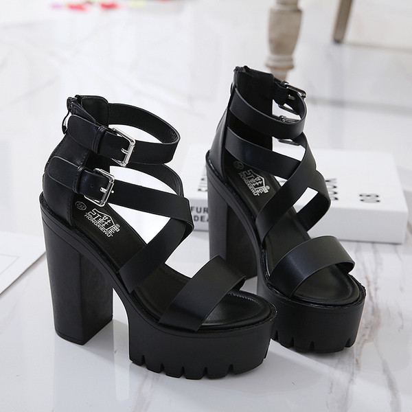 Sandale de dama moderne din piele ecologica cu talpa aspra