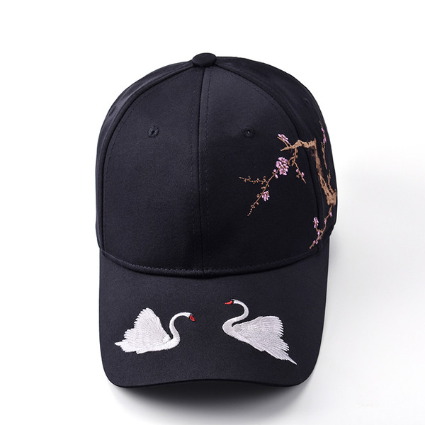 Καπέλο κυρίες με κεντήματα σε γκρι, ροζ και μαύρο χρώμα