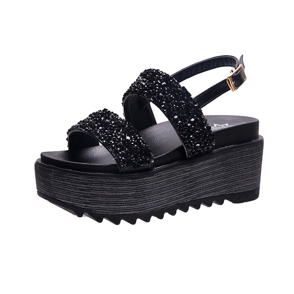 Sandale de dama moderne cu talpa aspra si bretele stralucitoare