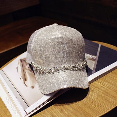 Palarie de dama moderna cu vizor in doua modele