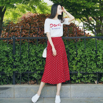 Κυρίες μακρύ φούστα των πόντων σε τρία χρώματα