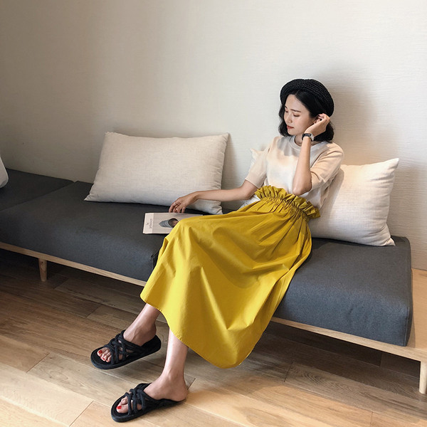 Fusta lunga de dama cu talie inalta de culoare galbena