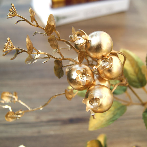 Διακοσμητικά τριαντάφυλλα σε διάφορα χρώματα