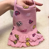 Μοντέρνο σκύλο φόρεμα με πολύχρωμη εφαρμογή σε διάφορα χρώματα