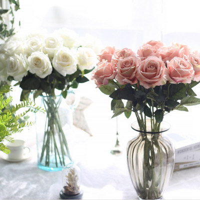 Διακοσμητικά τριαντάφυλλα κατάλληλα για διακόσμηση στο σπίτι