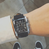 Мъжки правоъгълен часовник в 2 цвята