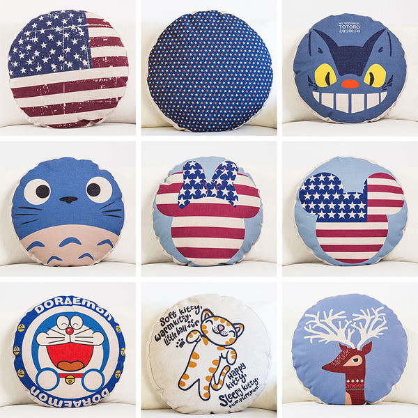 Декоративни кръгли възглавници с различни апликации 