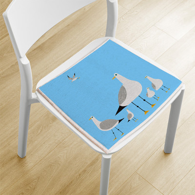 Μαξιλάρι έδρας σε δύο μεγέθη με διαφορετικές εκτυπώσεις