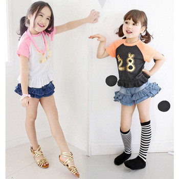 Детски къси панталони за момиче с волани в два цвята