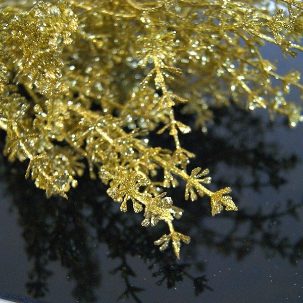 Floare decorativa in diferite culori