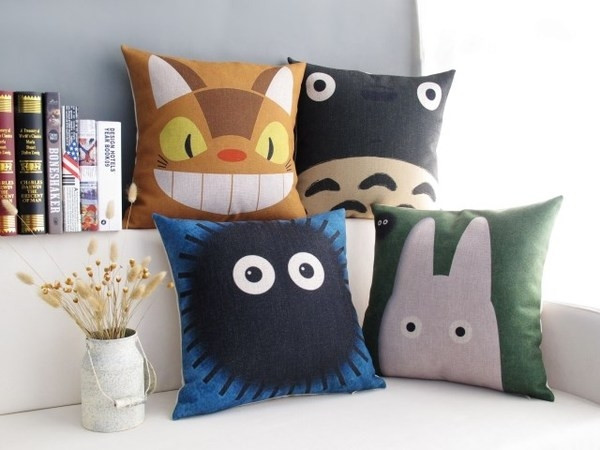 Μαξιλάρια για μικρά μαξιλάρια με έγχρωμη εκτύπωση