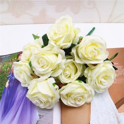 Διακοσμητικό μπουκέτο από τριαντάφυλλα