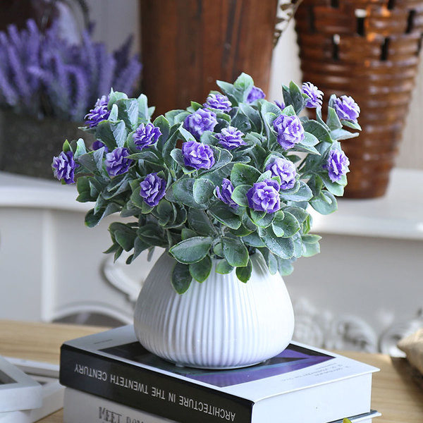 Декоративно цвете в няколко цвята