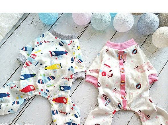 Salopeta pentru caini cu aplicare de culoare in mai multe culori