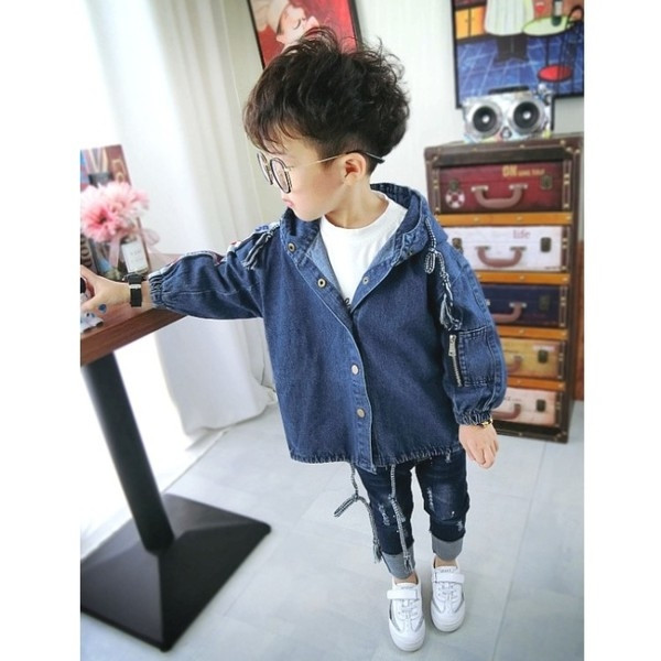 Geaca de toamna din blugi pentru baieti cu gluga si aplicatie