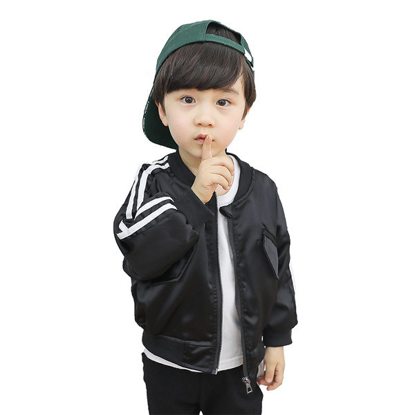 Geaca subtire pentru copii pentru baieti cu broderie pe spate in negru si verde