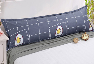 Калъфка за възглавница в няколко цвята с флорална декорация